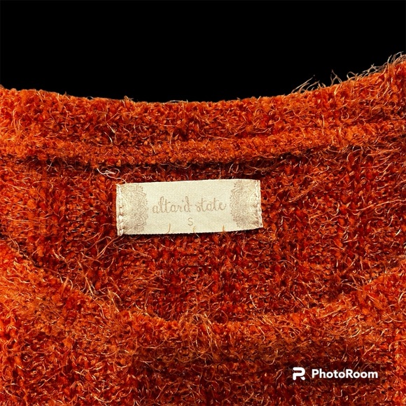 ALTARD STATE fuzzy cropped sweater - Picture 3 of 9